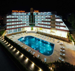 Hotel_Exterior_9.jpg