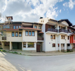 Hotel_Exterior.jpg