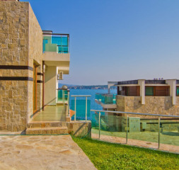Hotel_Exterior.jpg