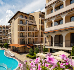 Hotel_Exterior.jpg