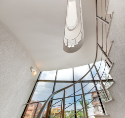 Hotel_Interior.jpg