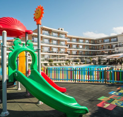 Kids_Area.jpg