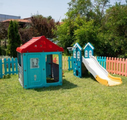 Kids_Area.jpg
