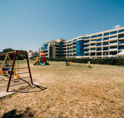 Kids_Playground_1.jpg
