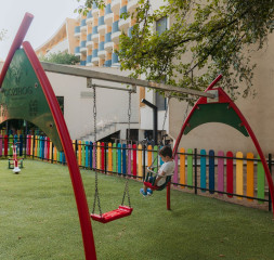 Kids_Playground.jpg