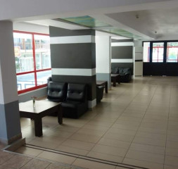 Lobby_1.jpg