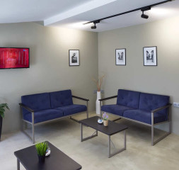 Lobby_1.jpg