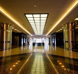 Lobby_1.jpg