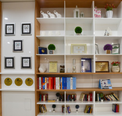 Lobby_2.jpg