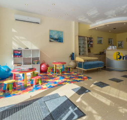 Lobby_2.jpg