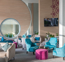 Lobby_34.jpg