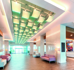 Lobby_5.jpg