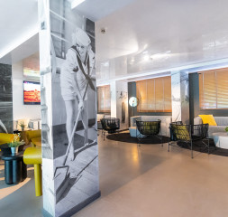 Lobby_8.jpg