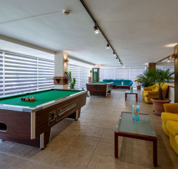 Lobby_9.jpg