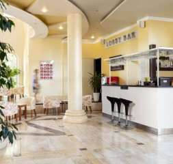 Lobby_Bar.jpg