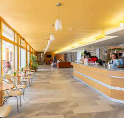 Lobby_Bar_1.jpg