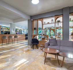 Lobby_Bar_1.jpg