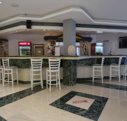 Lobby_Bar_1.jpg