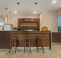 Lobby_Bar_1.jpg