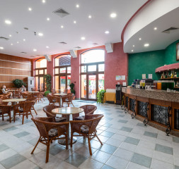 Lobby_Bar.jpg