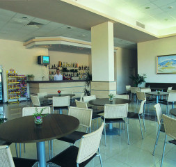 Lobby_Bar.jpg