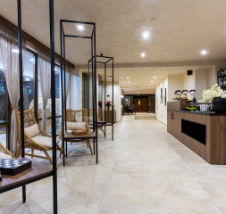 Lobby_Bar_Noel_7.jpg