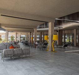 Lobby_Bar_Terrace.jpg