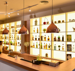 Lobby_Bar.jpg