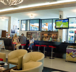 Lobby_Bar.jpg