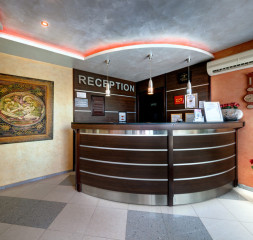 Lobby_Reception_1.jpg