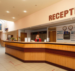 Lobby_Reception_1.jpg