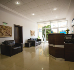 Lobby_Reception_1.jpg
