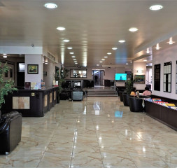Lobby_Reception_1.jpg