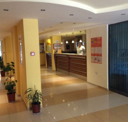 Lobby_Reception.jpg