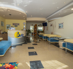 Lobby_Reception_3.jpg