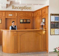 Lobby_Reception_4.jpg
