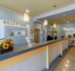 Lobby_Reception.jpg