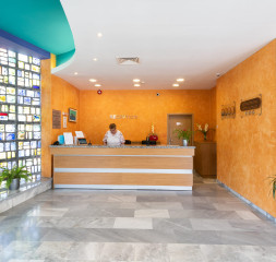 Lobby_Reception_5.jpg