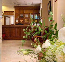 Lobby_Reception.jpg