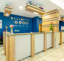 Lobby_Reception.jpg
