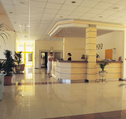 Lobby_Reception.jpg