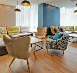 Lounge_3.jpg