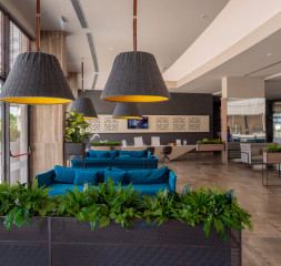 Lounge_Area_2.jpg