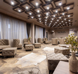 Lounge_Bar_Chameleon_1.jpg