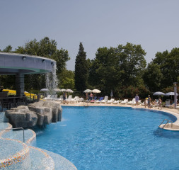 Magnolia_pool_3.jpg