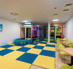Playground_Indoor_3.jpg