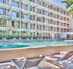 Pool_11.jpg