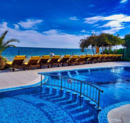 Pool_11.jpg