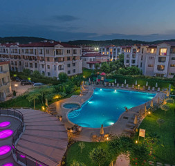 Pool_11.jpg