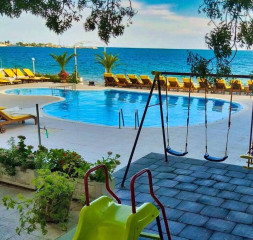 Pool_12.jpg